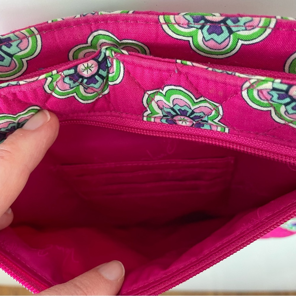 Vera Bradley “Pink Swirls Flower” Crossbody Bag - Picture 6 of 10